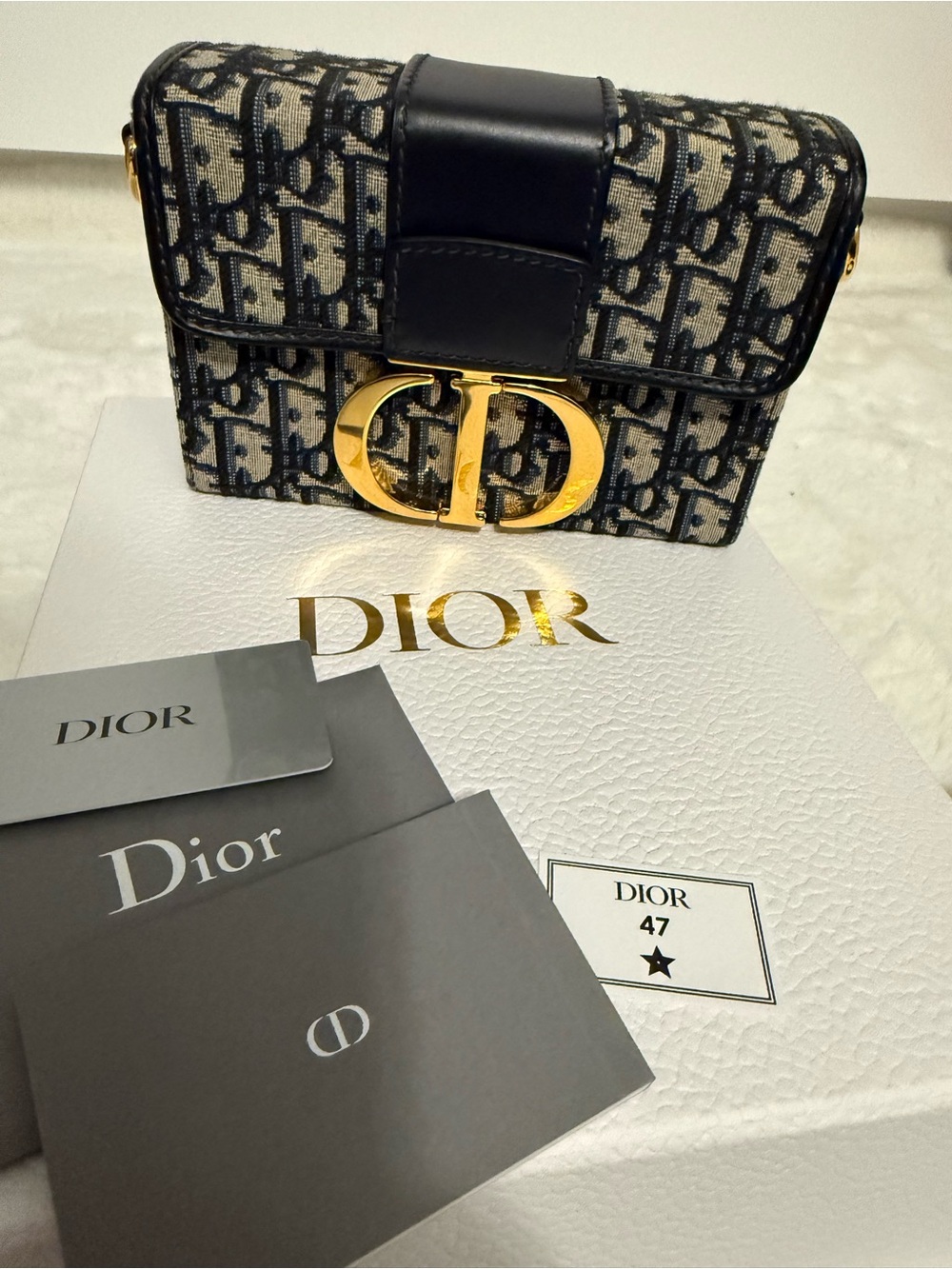 Dior 30 Montaigne Box bag - Picture 4 of 16